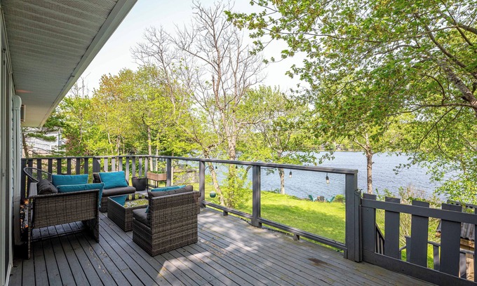 Fall River Casa | Stylish Lakehouse | 4BR, 2 Decks, Theatre Room
