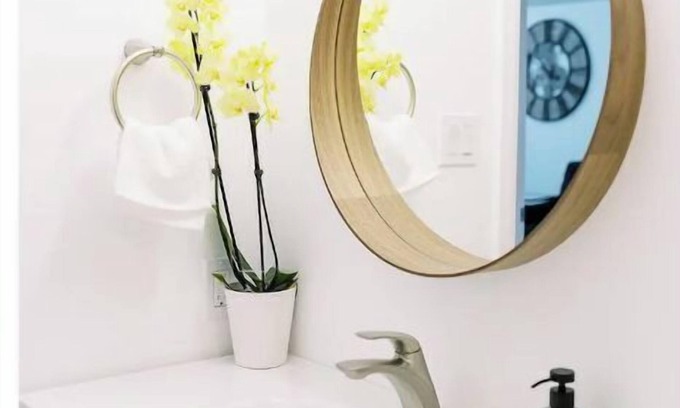 Victoria Hills Casa | Stylish Lower Level Haven