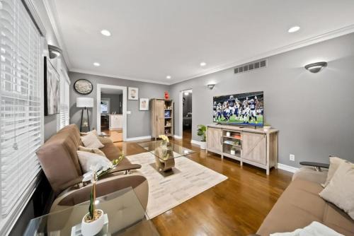 Birmingham Casa | Stylish Luxury 3bd home in Downtown Birmingham
