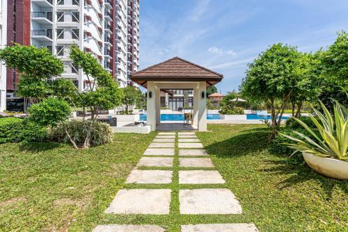 Basak Apartamento | Stylish Mactan Stay Near Airport 2-6 guest