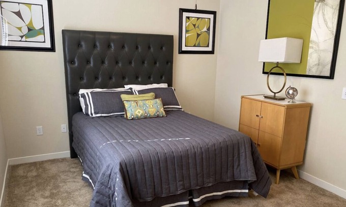 Deerwood Apartamento | Stylish Mediterranean Riviera Get Away