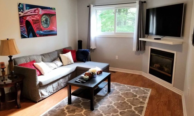 York Regional Municipality Casa | Elegante, moderno segundo piso privado Apt. En zona tranquila, cerca del lago Simcoe