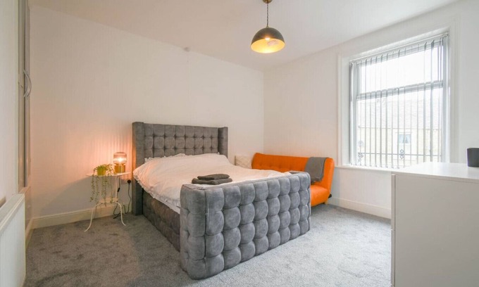 Accrington Casa | Stylish Modern Getaway : Lancashire