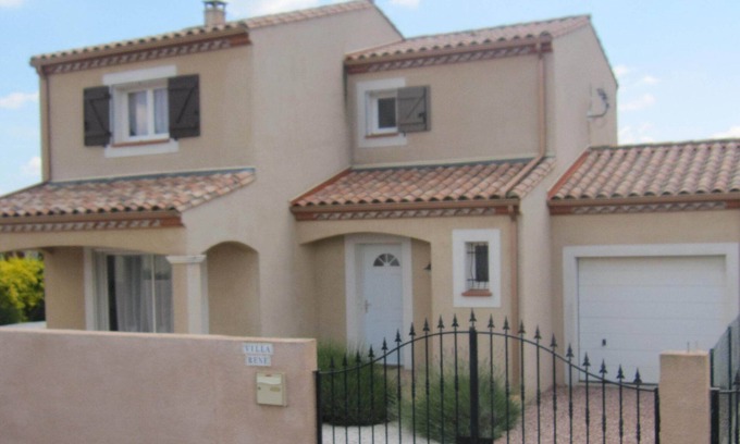 Trebes Villa | Villa moderna con estilo con piscina privada en la pintoresca Trebes, cerca de Carcassonne