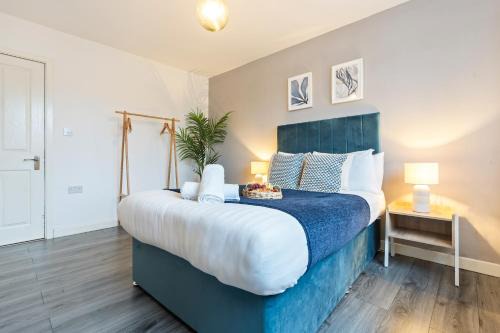 Cradley Heath Apartamento | Stylish New Apartment - Free Wifi & Netflix - Parking 3MH
