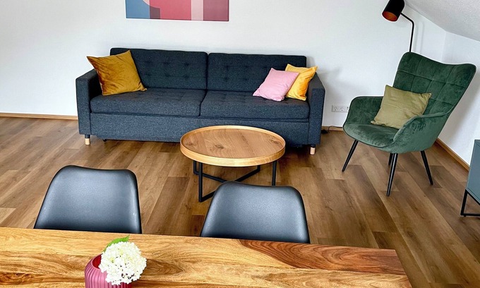 Loerrach Apartamento | Stylish new vacation apartment (Fides)