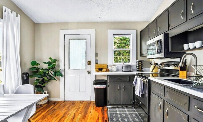 Old Fourth Ward Casa | Stylish Oasis in Prime Location
