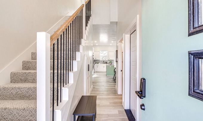 Central Oklahoma City Casa | Stylish OKC Duplex 2bed 2.5bath Unit B