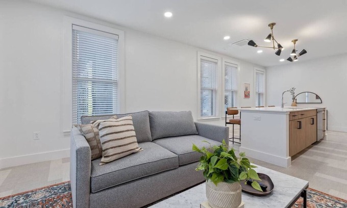 Main - Military Plaza Hotel | Stylish Pet-Friendly Escape Near Convention Center – Prime Downtown Spot