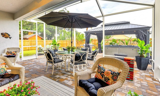 Port Saint Lucie Casa | Stylish Port St Lucie Home w/ Hot Tub + Game Room!