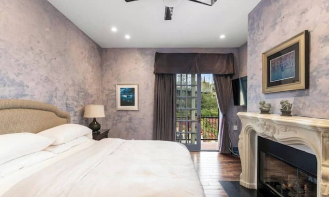 Bel Air Casa | Stylish, Private Mediterranean Bel Air View Estate
