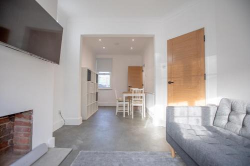 Portsmouth Apartamento | Stylish Refurbished 3-Bed Haven