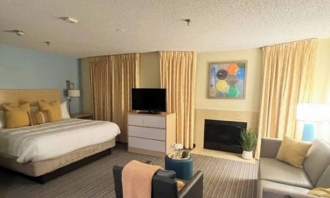 Houston Casa | Stylish Retreat Clearlake NASA Houston, Texas. Minutes from Johnson Space Center