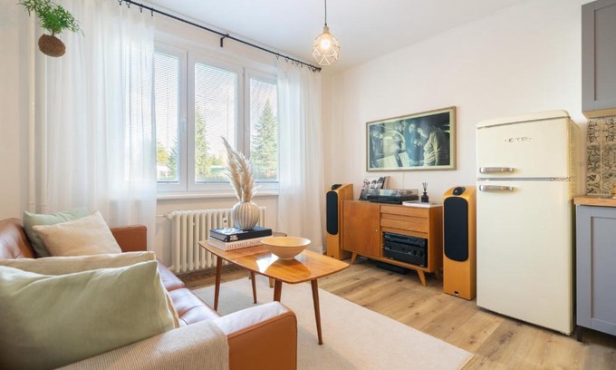 Rakovnik Apartamento | Stylish retro apartment