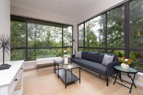 West Vancouver Apartamento | Stylish Scenic Oasis 2 Bedroom Suite West Van