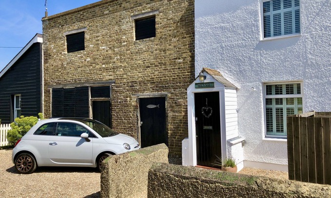 Rye Harbour Cabaña | Elegante Cottage Seaside Con Reserva Natural, Río y vistas al mar
