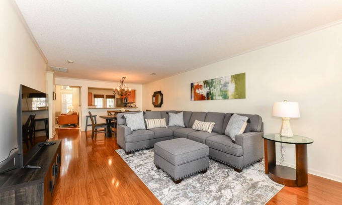 Greensboro Casa | Stylish Serenity - Spacious townhouse minutes from PTI and downtown Greensboro.