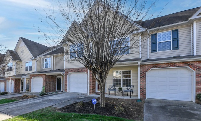 Greensboro Casa | Stylish Serenity Townhome