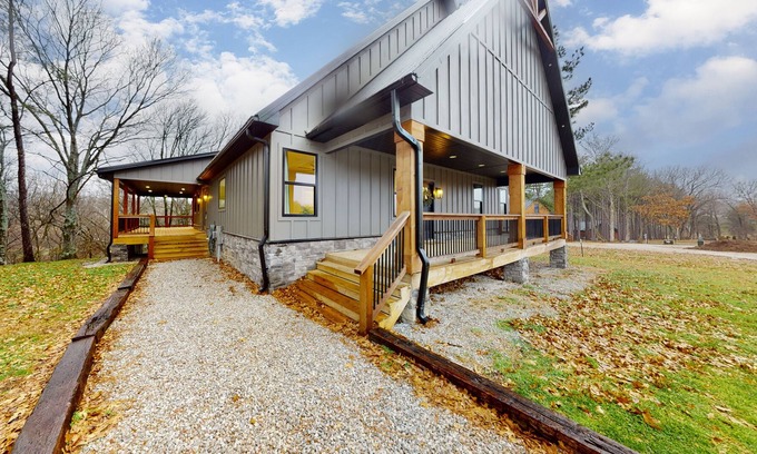 Berryville Casa | Stylish & spacious home - entertainer's deck with fireplace, TV, alfresco dining