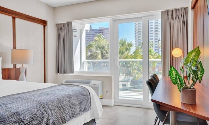 Galt Mile Hotel | Stylish Stay Near Bonnet House – Perfect for Couples or Solo Travelers