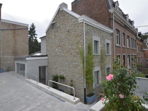 Tilff Casa | Stylish Stay Near Forest