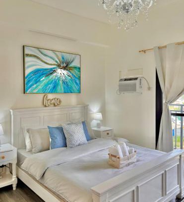 Davao Apartamento | Stylish Studio Condo in Davao Amani Grand