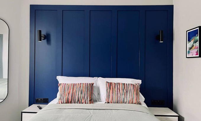 Innerleithen Apartamento | Stylish studio room, king, en-suite & kitchenette (room 3)