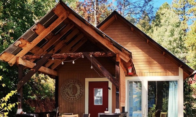 Bayfield Cabina | Stylish Studio w/views of Vallecito Lake & San Juan Mountains