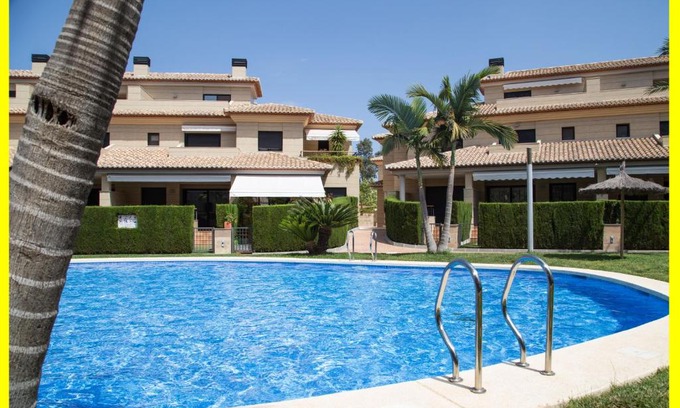 Javea Casa | Stylish townhouse - RESORT facilities