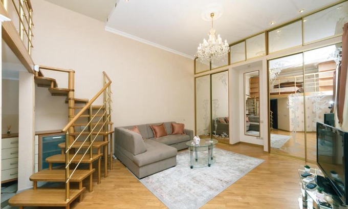 Khreshchatyy Yar Apartamento | Stylish two-level flat 2 min from Khreschatyk
