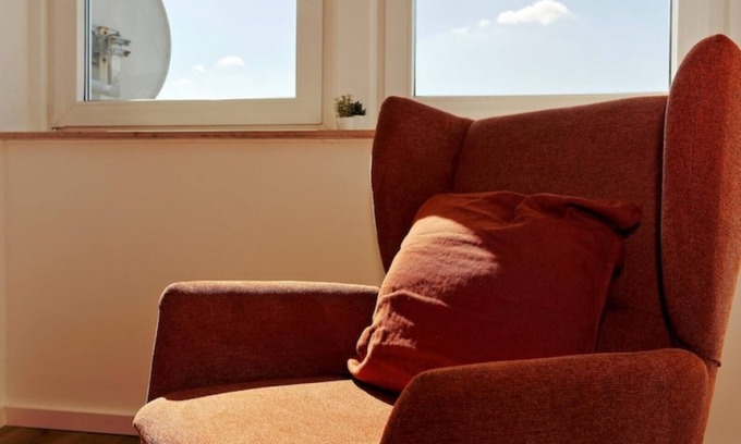 Oberbilk Apartamento | Stylishe DG Wohnung mit Homeoffice /10 min zum Hbf