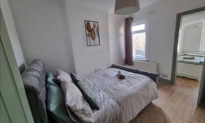 Dartford Casa | Stylishly designed home - 4 bedroom - Dartford