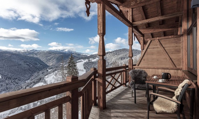 Unken Apartamento | Stylishly furnished apartment (75 m²) for up to 6 people with a large sunny balcony