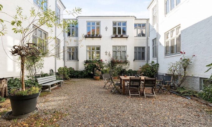 Charlottenlund Apartamento | Stylist apartment in exclusive area, 15 mins from central Copenhagen