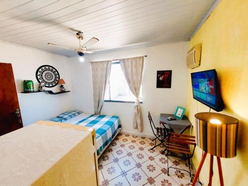 Sao Cristovao Apartamento | Suíte Casal com Ar TV e Frigobar