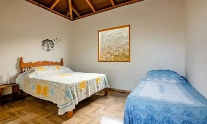 Monteiro Lobato Chalet De Esquí | Suíte Para Pernoite em Meio a Zona Rural de Monteiro Lobato - Desconecte-se