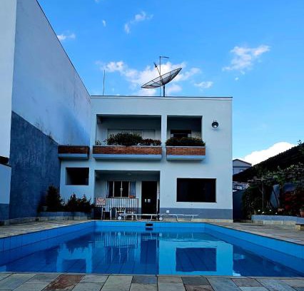 Socorro Casa | Suítes em rua principal de Socorro-SP