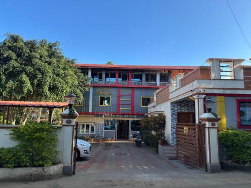 Yercaud Hotel | Subam Hill Resort