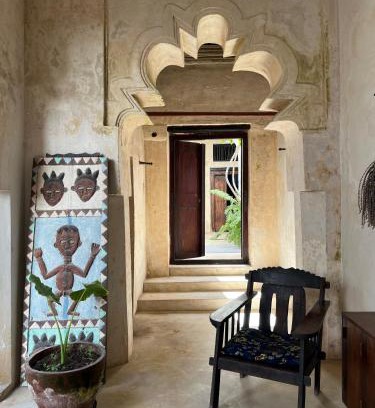 Lamu Cama Y Desayuno | Subira House