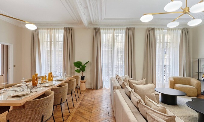 L'Europe Apartamento | Sublime Apartment in the Center of Paris