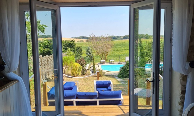 Pech-Luna Casa | Substantial house with heated pool & stunning views in a picturesque village.