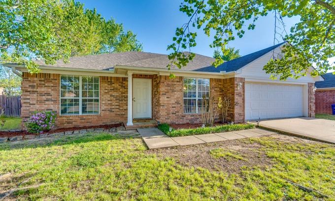 Conway Casa | Suburban Conway Vacation Rental: 2 Mi to UCA!