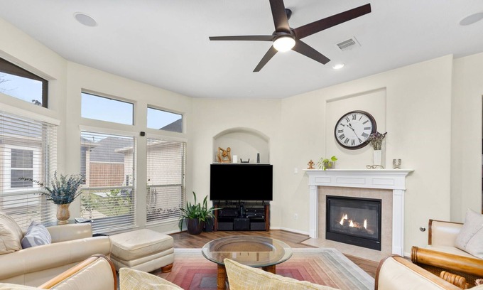 Cypress Casa | Oasis del suburbio de Houston con espacio flexible