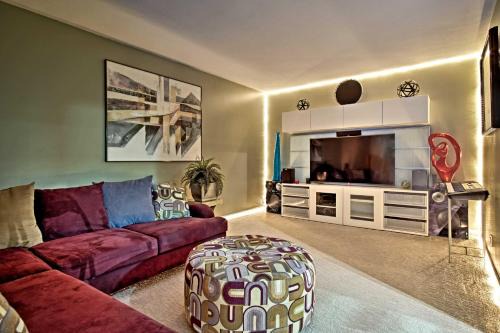 Southfield Casa | Suburban Detroit Home with Porch, Yard and Fire Pit!