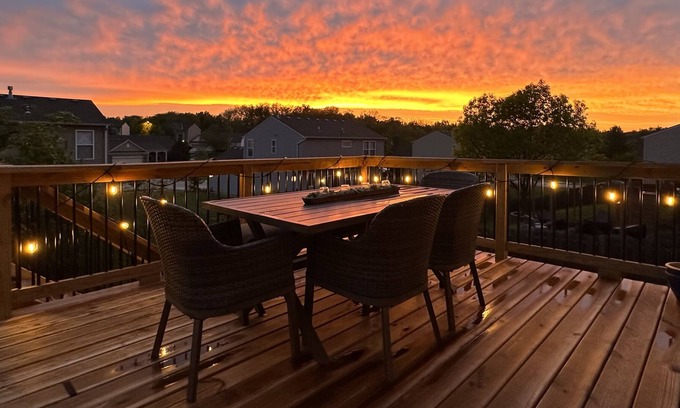 Kansas City Casa | Suburban Getaway— Close to Airport, Downtown Events & Stadiums