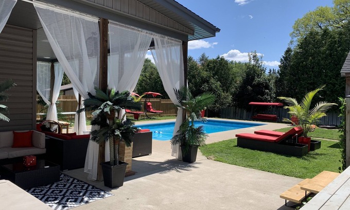 Brantford Casa | Luxury Oasis with Private Pool, Jacuzzi & Gym!