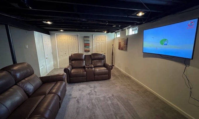 Southfield Condominio | Suburban Retreat: 15 Mins to Downtown Detroit