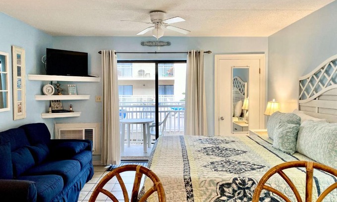 Orange Beach Casa | Sugar Beach 122 by ALBVR - Nice Studio condo with new sofa, AC and 32 inch Smart TV