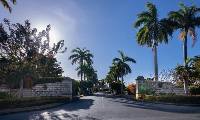 Mount Standfast Apartamento | Sugar Hill Estate - B307 by Island Villas