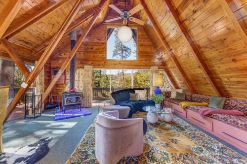 Oakhurst Casa | Sugar Pine Haus- A Frame Cabin w/Hot Tub
